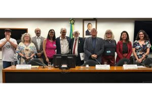 Comissão de Direitos Humanos debate diversidade religiosa e recebe propostas de formação jurídica especializada