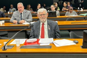 Projeto de Luiz Couto que promove Inclusão Digital de Pessoas Idosas avança na Câmara