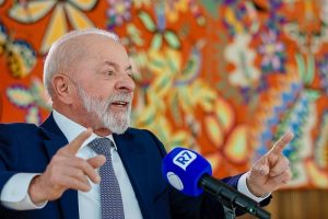 Lula defende reforma da renda: “Queremos fazer justiça tributária”